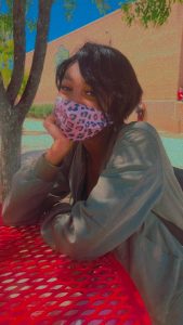 Laela Seanalesia Walker