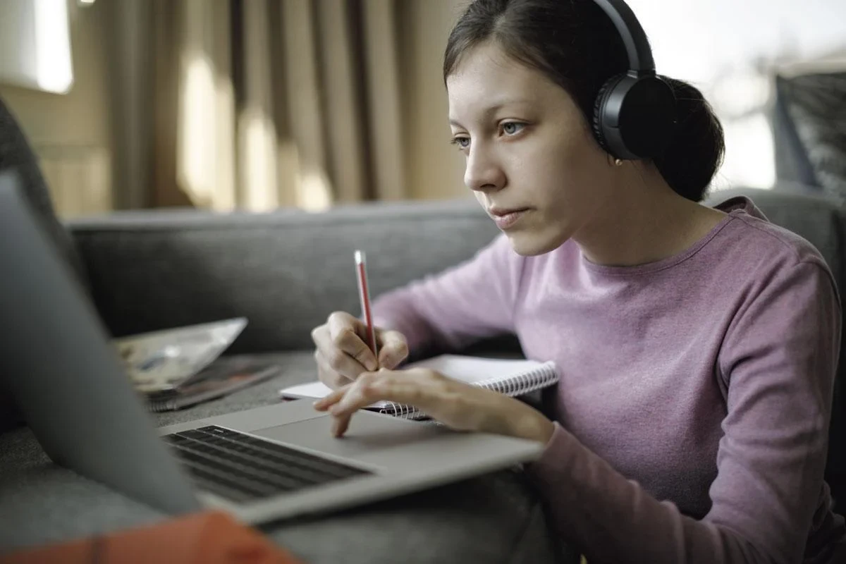 E7b0d3f6a9c2b5d8f1a4c7b0d3e6f9a2