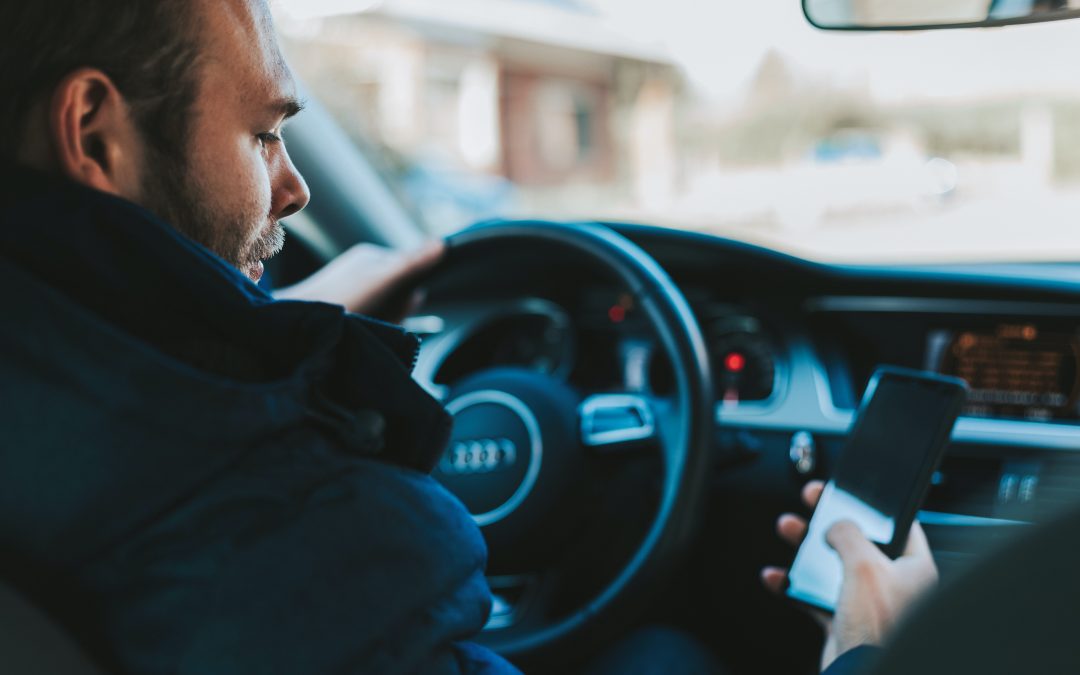 3 Tips to Minimize Distracted Driving